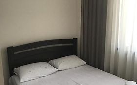 Уютная квартира около станции метро